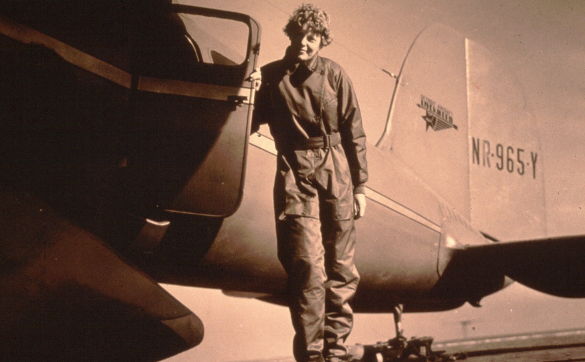 Amelia Earhart: An Aviation Icon - Globe-Trotter Staging