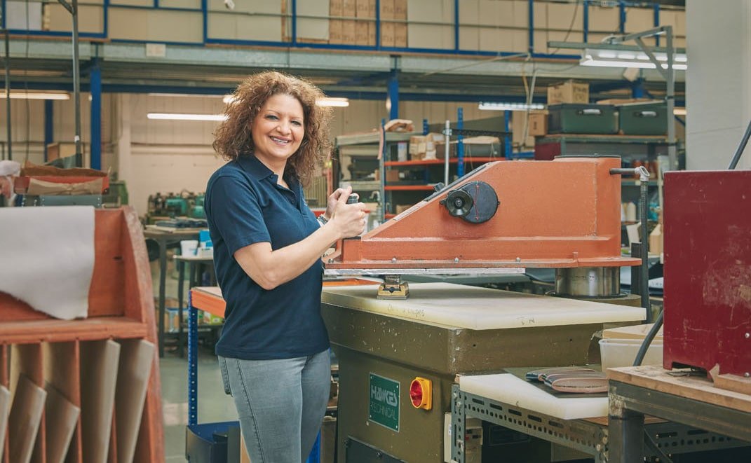 Meet The Craftsmen: Silvana Spinnato, Supervisor - Globe-Trotter Staging