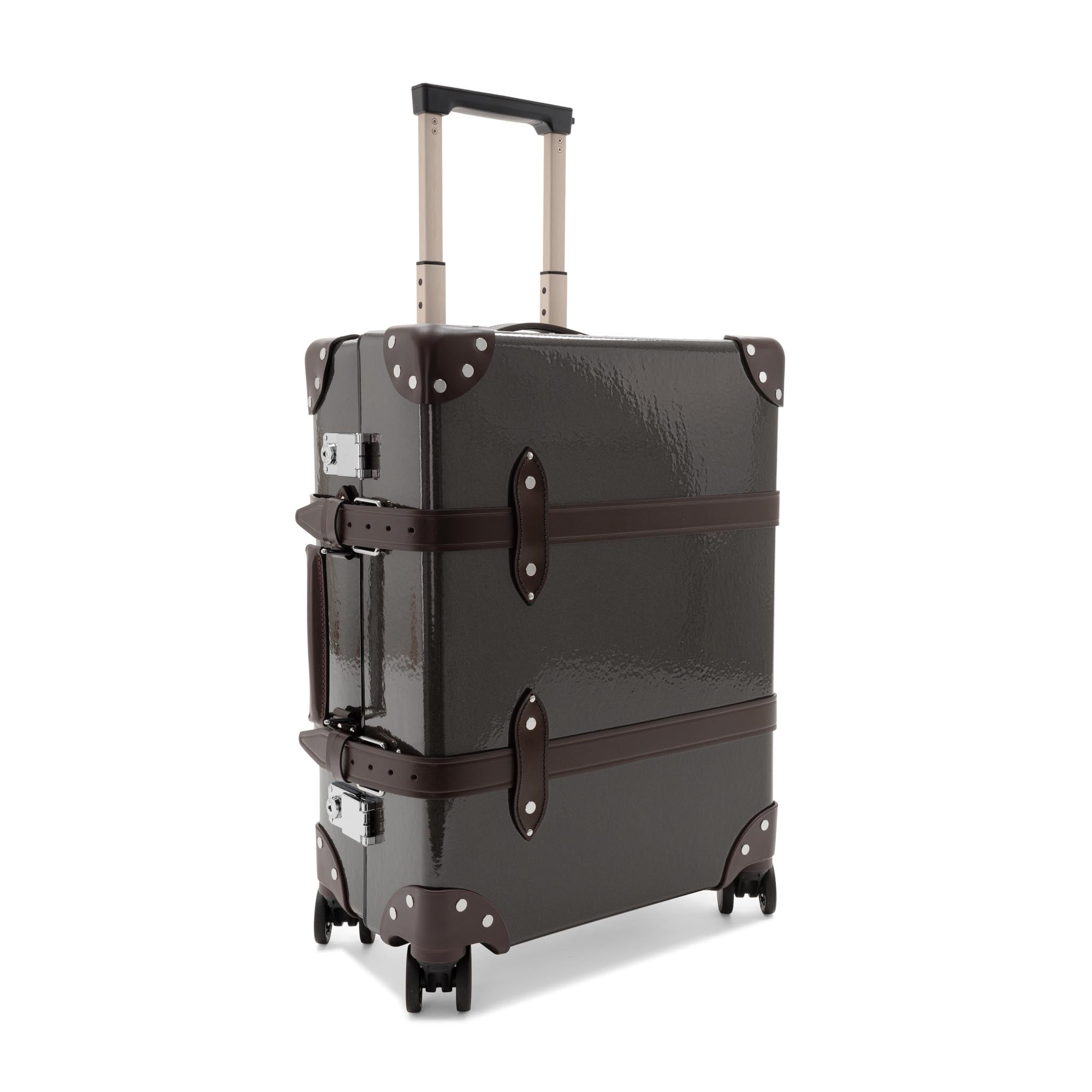 Caviar · Carry-On - 4 wheels | Caviar/Chocolate - Globe-Trotter Staging