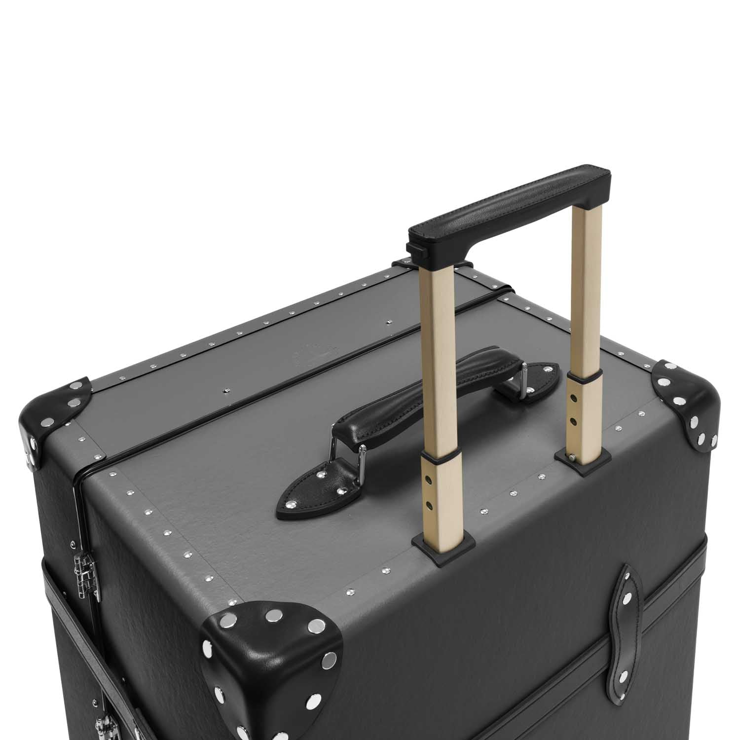 Centenary · XL Trunk - 4 Wheels | Charcoal/Black/Chrome - Globe-Trotter Staging