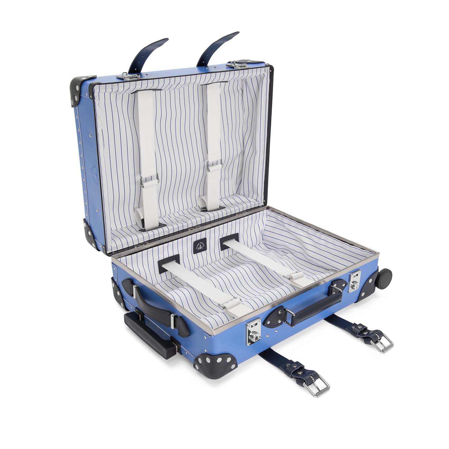 Cruise · Carry-On - 4 Wheels | Royal Blue/Navy/Chrome - Globe-Trotter Staging